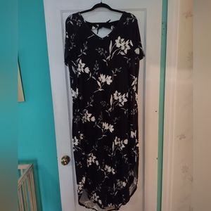 Latched Mama dolman Maxi